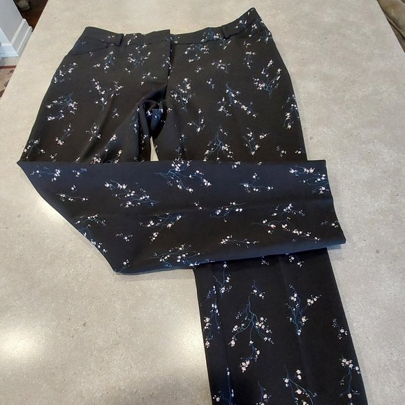 ** DONATED ** Women's Black w/Mini Florals Print Straight Leg Pant - Size 12 - Picture 3 of 12